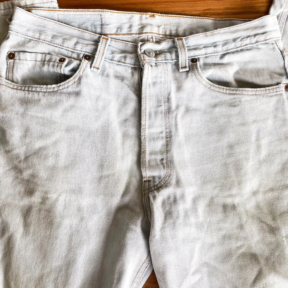 Vintage 501 light wash jeans